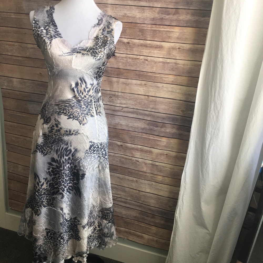 Komarov Crinkle Fabric Fitted Waist Dress Size M